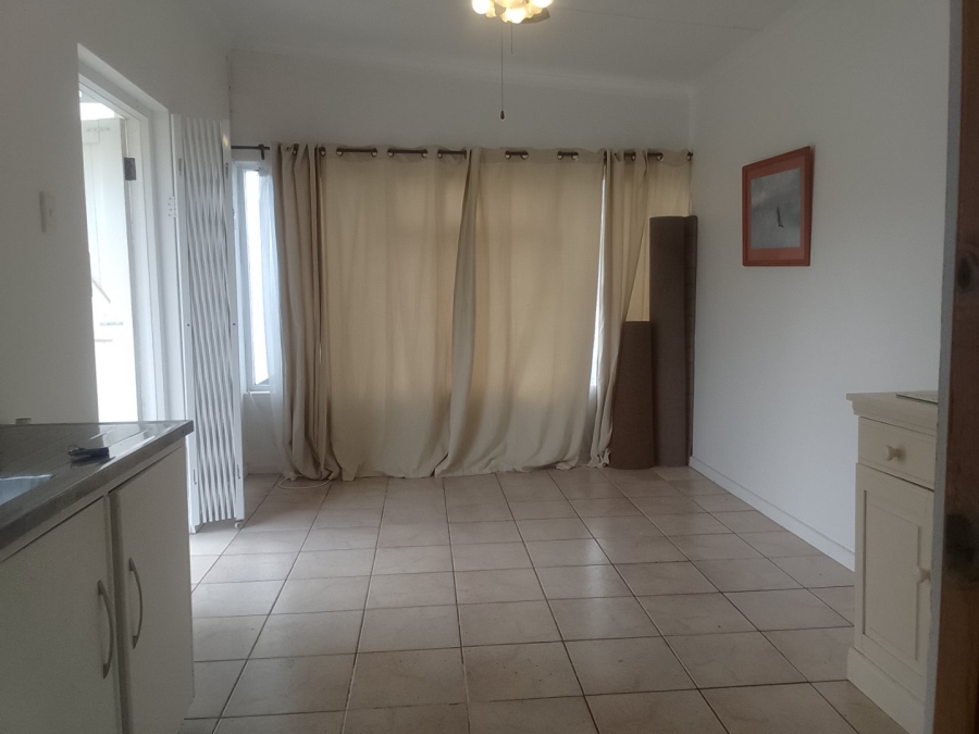 To Let 1 Bedroom Property for Rent in Bodorp Western Cape